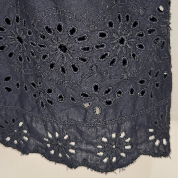 GAP Eyelet Embroidered Midi Dress Petite Size 4 - Picture 3 of 11